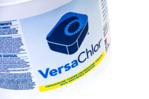 VersaChlor® easy feed chlorination system - Chlorinating cubes/tablets - Pail for Sale - LeisurePoolinc.com